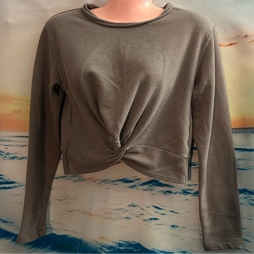 Aerie Women’s SZ SM Long Sleeve Knot Front Crop Top